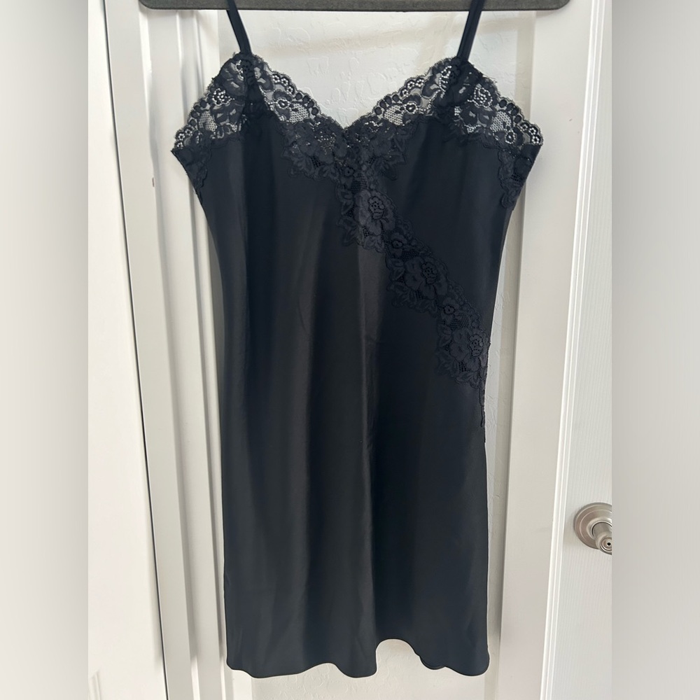 Ralph Lauren black chemise size small.